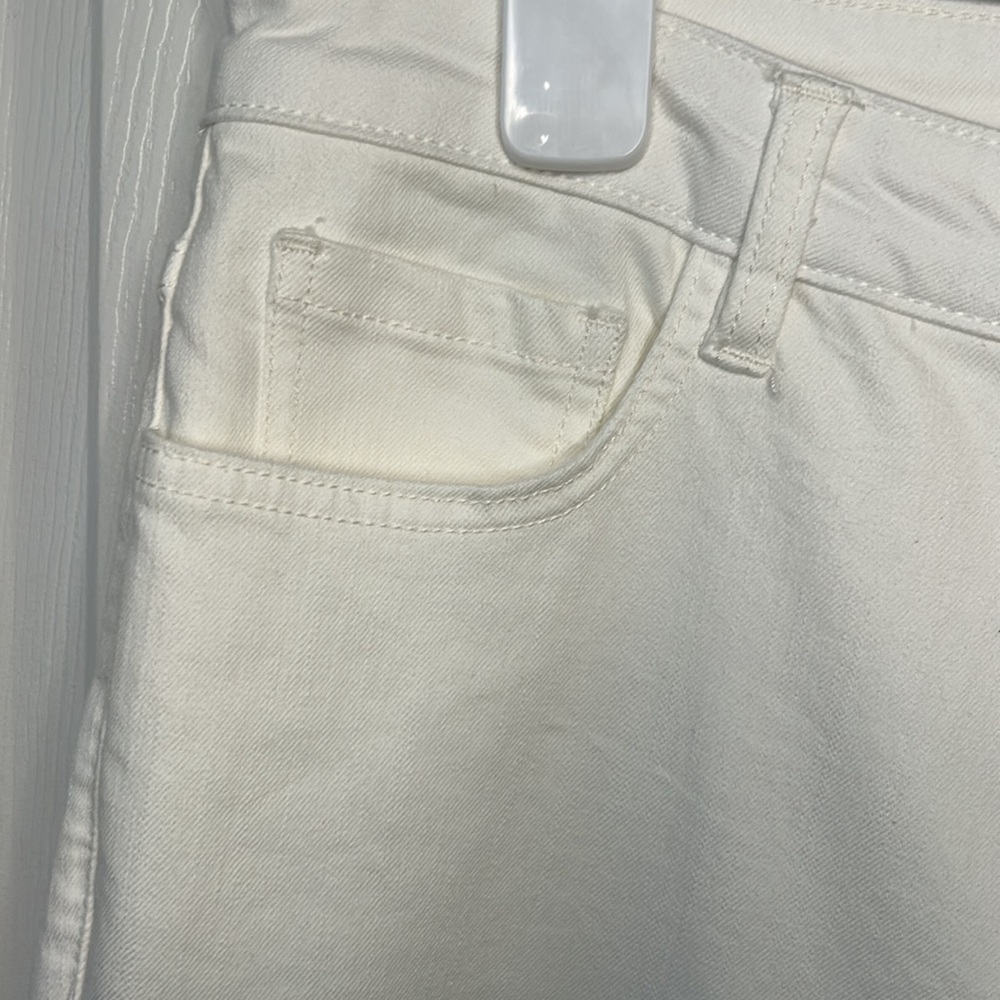 Soft Surroundings White Jeans with Pearl, Rhinestone & Lace Hem (10P) - Picture 4 of 13
